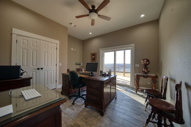 378 Lake Forest Drive, Eureka Springs, AR 72631