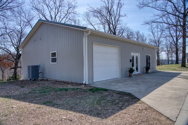 378 Lake Forest Drive, Eureka Springs, AR 72631