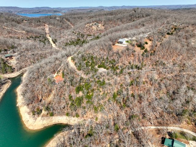 378 Lake Forest Drive, Eureka Springs, AR 72631