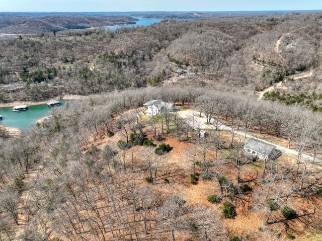 378 Lake Forest Drive, Eureka Springs, AR 72631