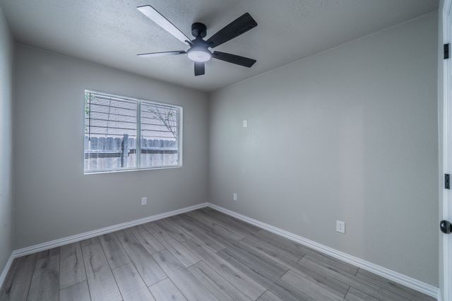 3021 Lago Vista Court, Dallas, TX 75236