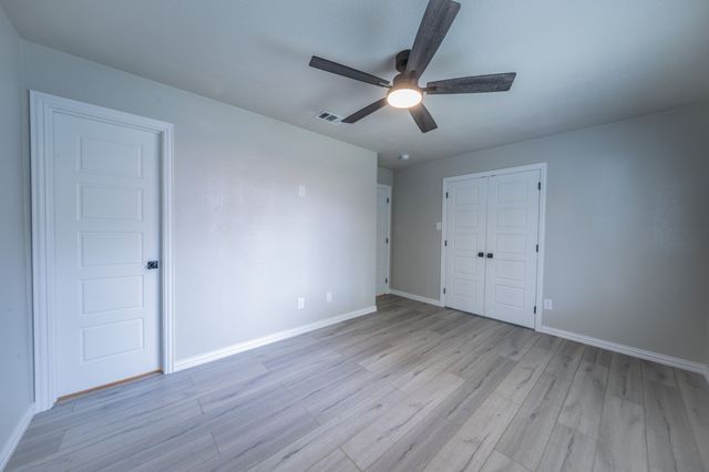 3021 Lago Vista Court, Dallas, TX 75236