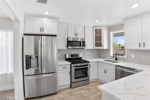 2614 Joshua Hills Drive, Palmdale, CA 93550
