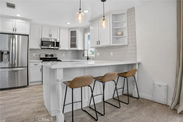 2614 Joshua Hills Drive, Palmdale, CA 93550