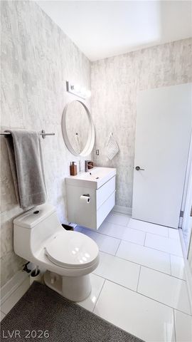 241 Misty Isle Lane B, Las Vegas, NV 89107