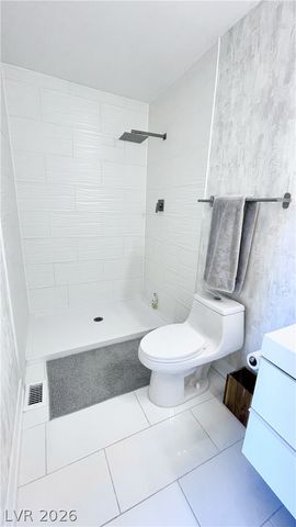 241 Misty Isle Lane B, Las Vegas, NV 89107