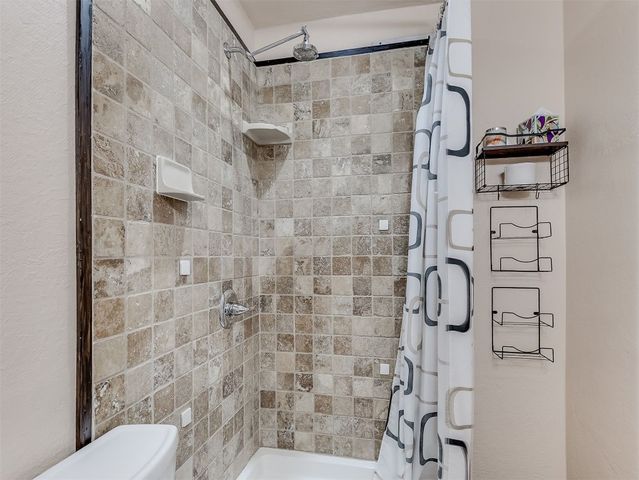 517 Beagle Circle, Edmond, OK 73003
