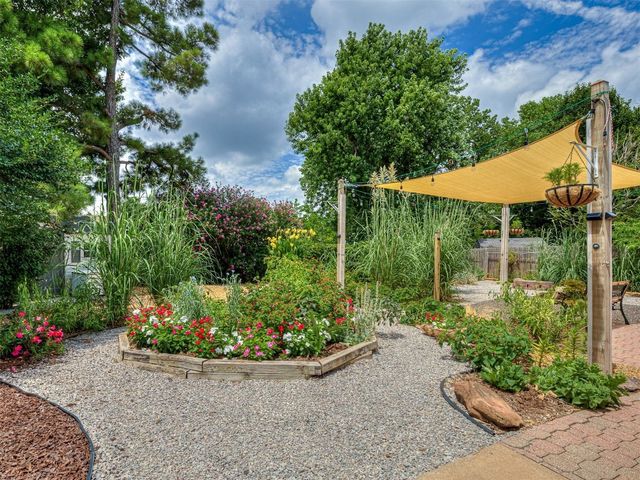 517 Beagle Circle, Edmond, OK 73003