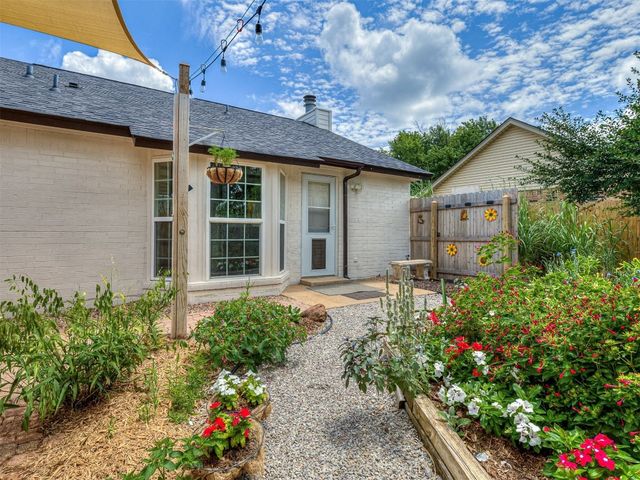 517 Beagle Circle, Edmond, OK 73003