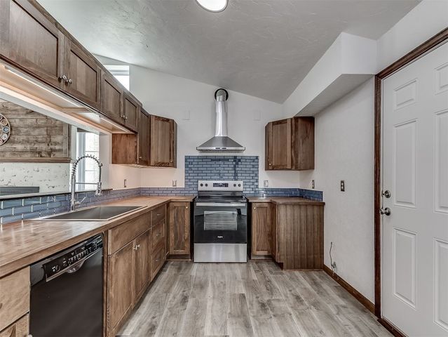 517 Beagle Circle, Edmond, OK 73003