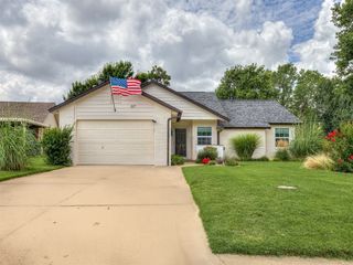517 Beagle Circle, Edmond, OK 73003