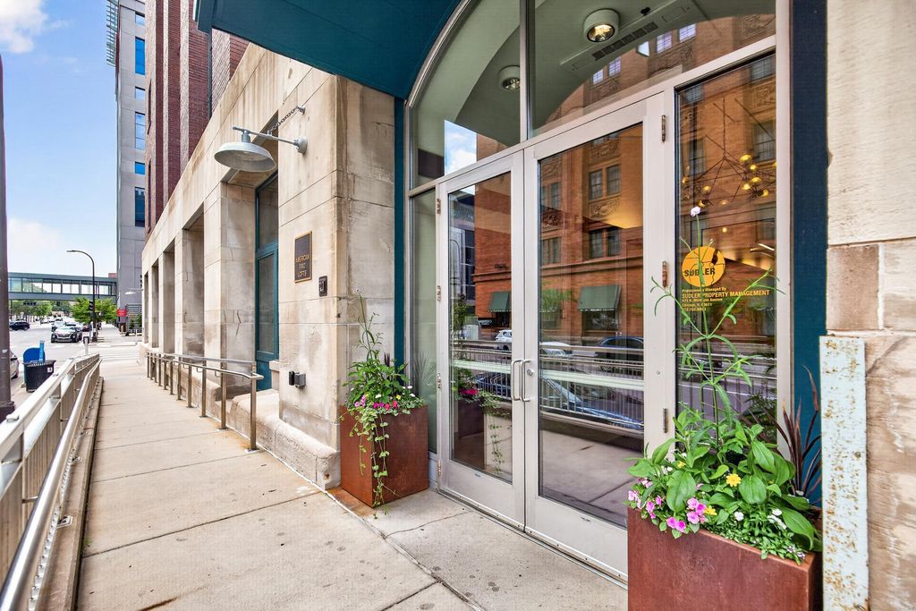 250 Park Avenue 502, Minneapolis, MN 55415 — photo 2