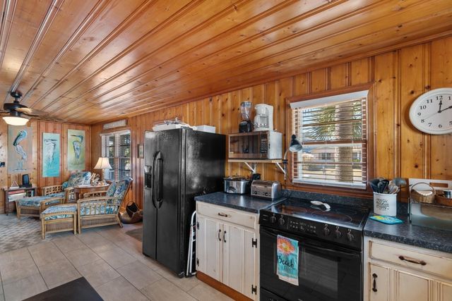 314 21st Ave. N, North Myrtle Beach, SC 29582