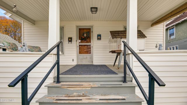 23 Saratoga Boulevard, Gloversville, NY 12078