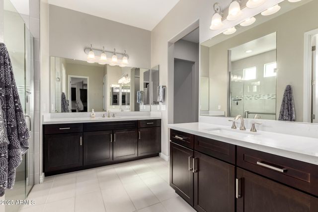 3046 E CREST Lane, Phoenix, AZ 85050