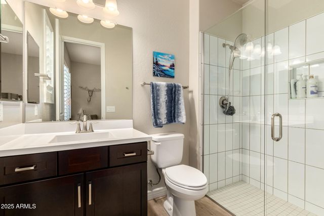 3046 E CREST Lane, Phoenix, AZ 85050