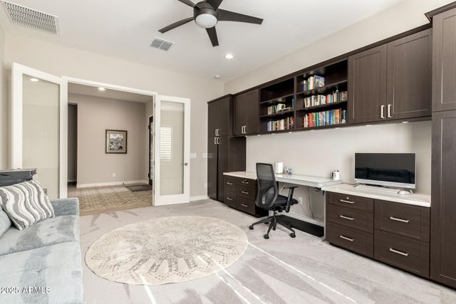 3046 E CREST Lane, Phoenix, AZ 85050