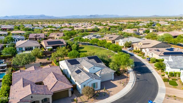 3046 E CREST Lane, Phoenix, AZ 85050