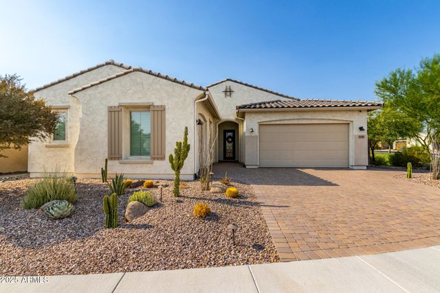 3046 E CREST Lane, Phoenix, AZ 85050