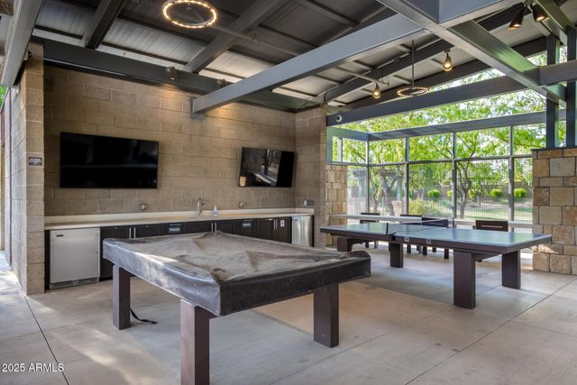 3046 E CREST Lane, Phoenix, AZ 85050