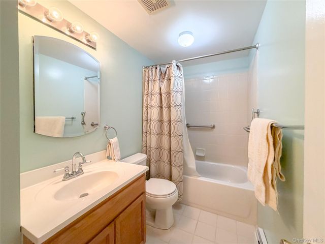 6106 Beach Front Road 73, Arverne, NY 11692