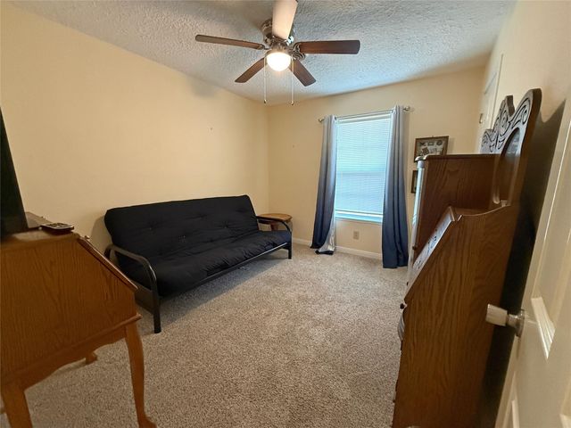 51 E Oakridge Drive, Point Blank, TX 77364