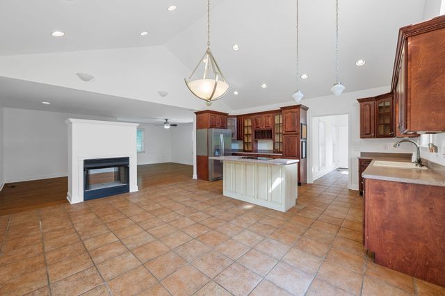 8301 Providence Road, Ooltewah, TN 37363