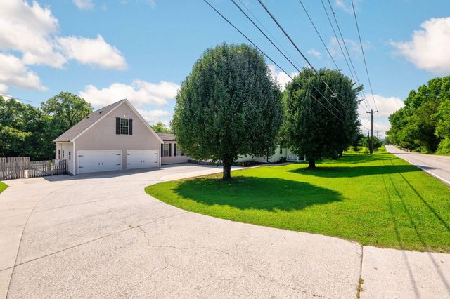 8301 Providence Road, Ooltewah, TN 37363
