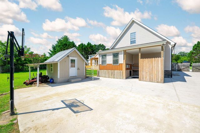 8301 Providence Road, Ooltewah, TN 37363