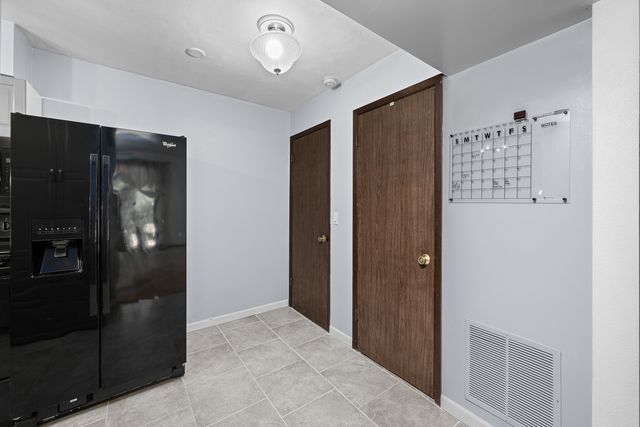 2501 26th Avenue Court 1-E, Rock Island, IL 61201