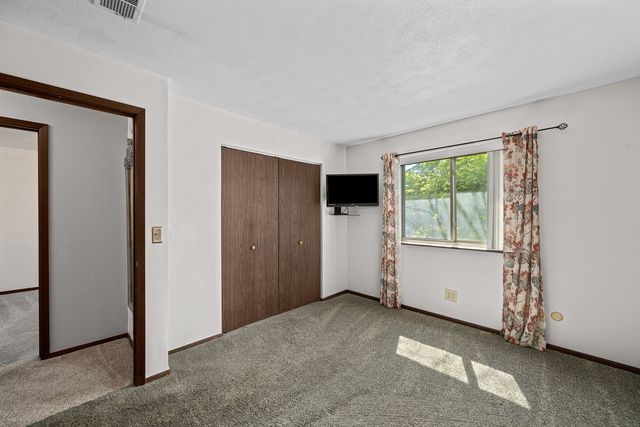 2501 26th Avenue Court 1-E, Rock Island, IL 61201