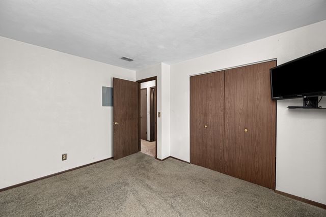 2501 26th Avenue Court 1-E, Rock Island, IL 61201
