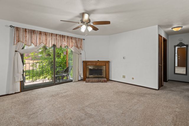 2501 26th Avenue Court 1-E, Rock Island, IL 61201