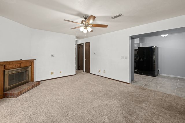 2501 26th Avenue Court 1-E, Rock Island, IL 61201