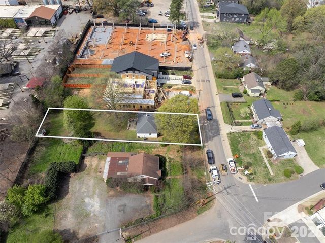 307 E Peterson Drive, Charlotte, NC 28203