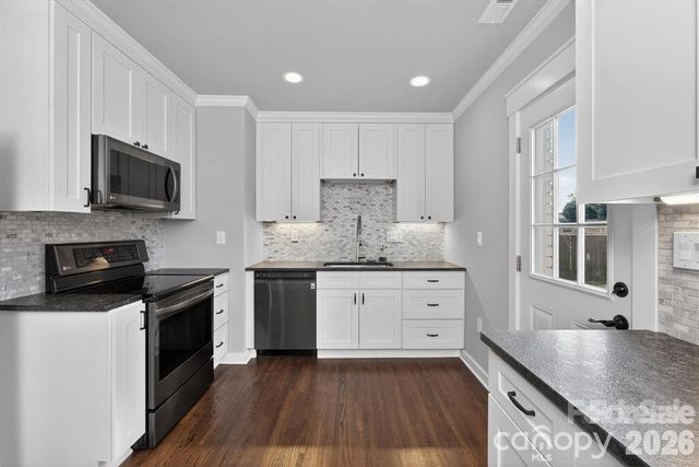 307 E Peterson Drive, Charlotte, NC 28203