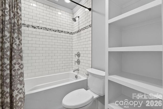 307 E Peterson Drive, Charlotte, NC 28203