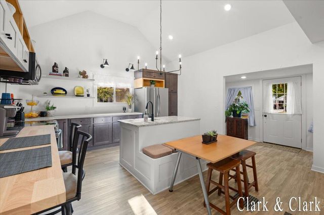 536 E Bond Street, City Of Hastings, MI 49058