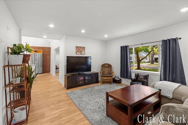 536 E Bond Street, City Of Hastings, MI 49058