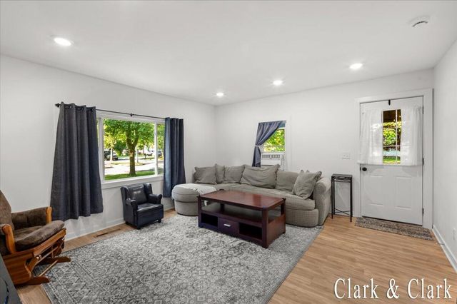 536 E Bond Street, City Of Hastings, MI 49058