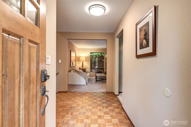 12826 NE 184th Court, Bothell, WA 98011