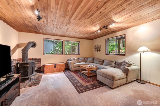 12826 NE 184th Court, Bothell, WA 98011