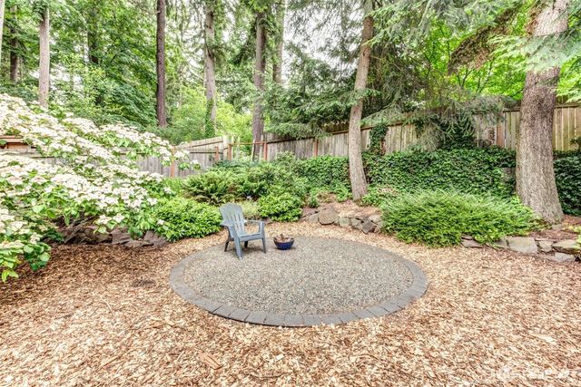 12826 NE 184th Court, Bothell, WA 98011