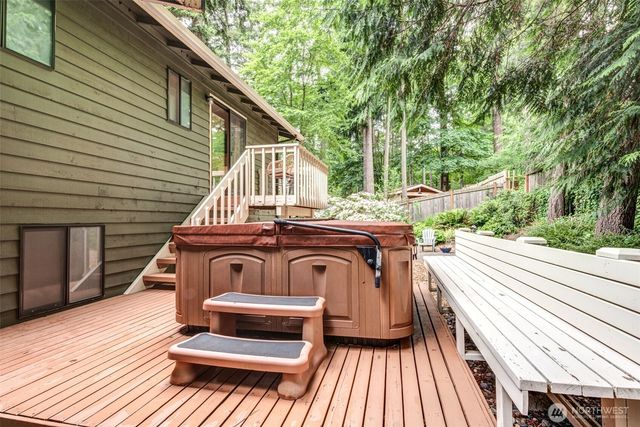 12826 NE 184th Court, Bothell, WA 98011