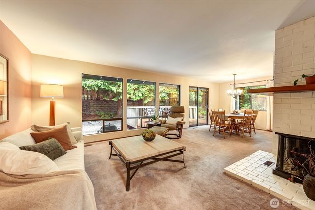 12826 NE 184th Court, Bothell, WA 98011