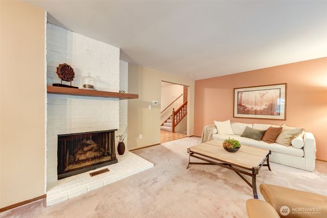 12826 NE 184th Court, Bothell, WA 98011