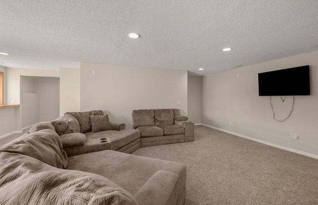 15348 288th Avenue NW, Zimmerman, MN 55398