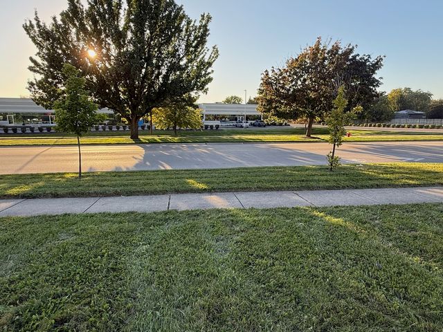 4671 old tavern Road, Lisle, IL 60532