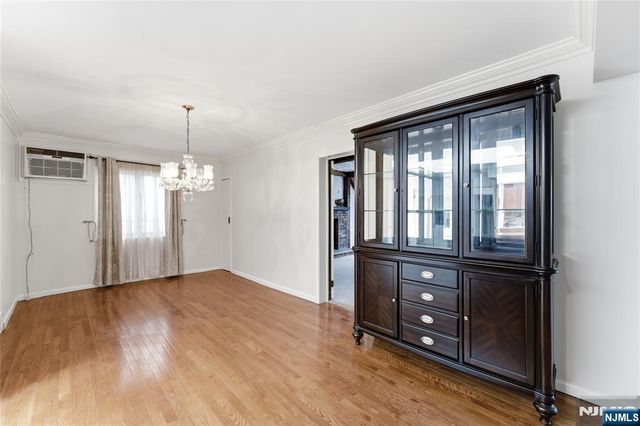 229 Centre Avenue, Secaucus, NJ 07094