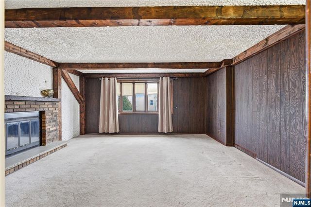 229 Centre Avenue, Secaucus, NJ 07094